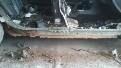 Кузовной ремонт в Северске Замена ремонт порогов Северск